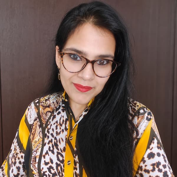Ms. Komal Wadhawa